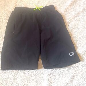 Excellent Condition boys Gap Fit shorts. Size M.